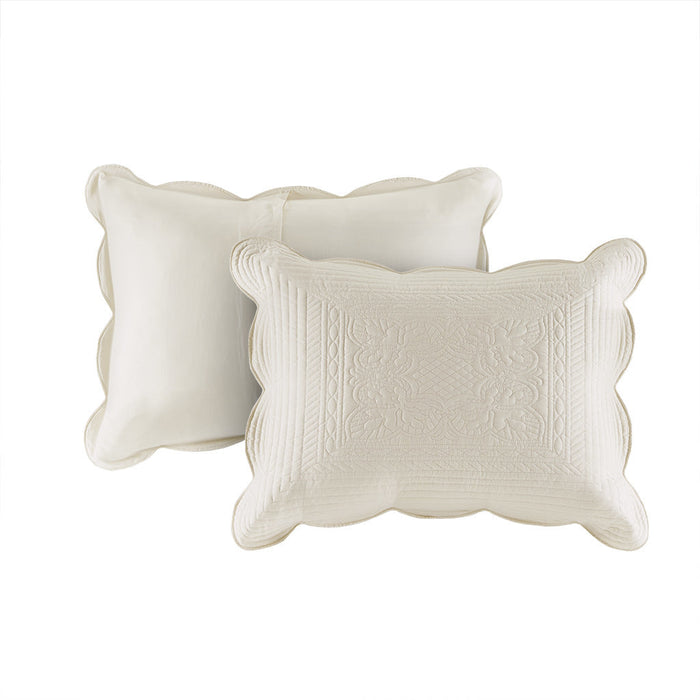3 Piece Reversible Scalloped Edge Quilt Set Doba