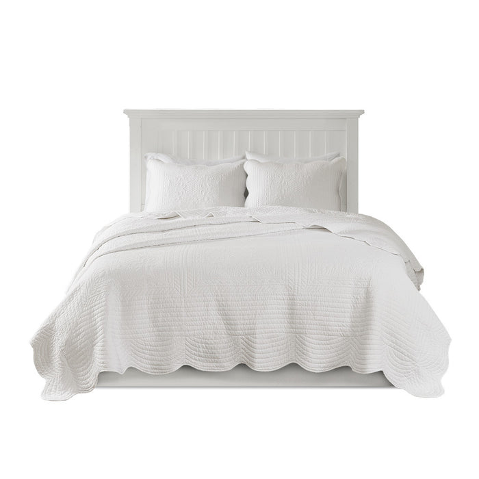 3 Piece Reversible Scalloped Edge Quilt Set Doba