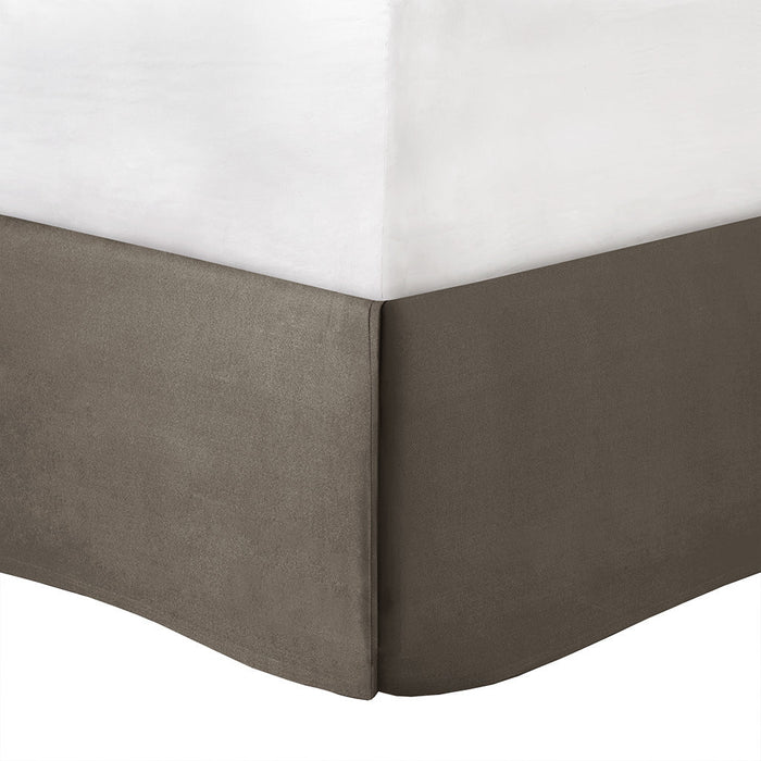 7 Piece Jacquard Comforter Set with Throw Pillows Doba