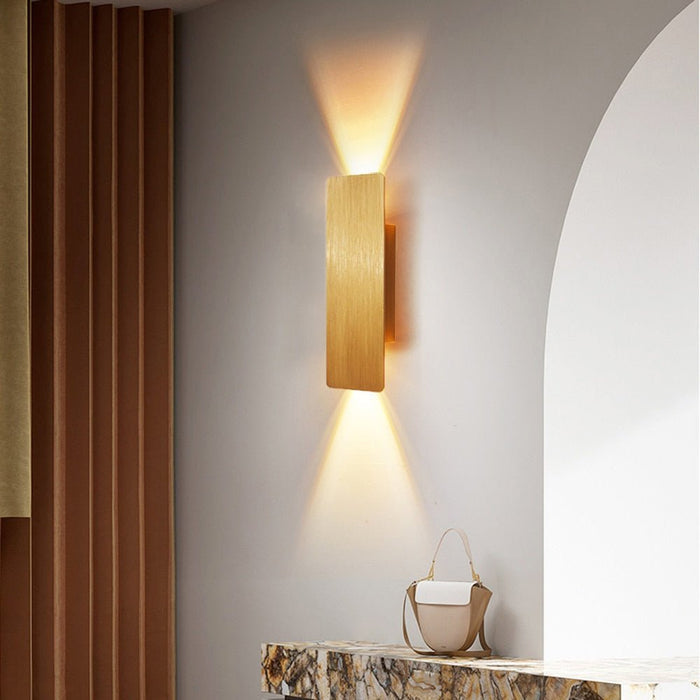 Aurelia Wall Lamp - Level Decor