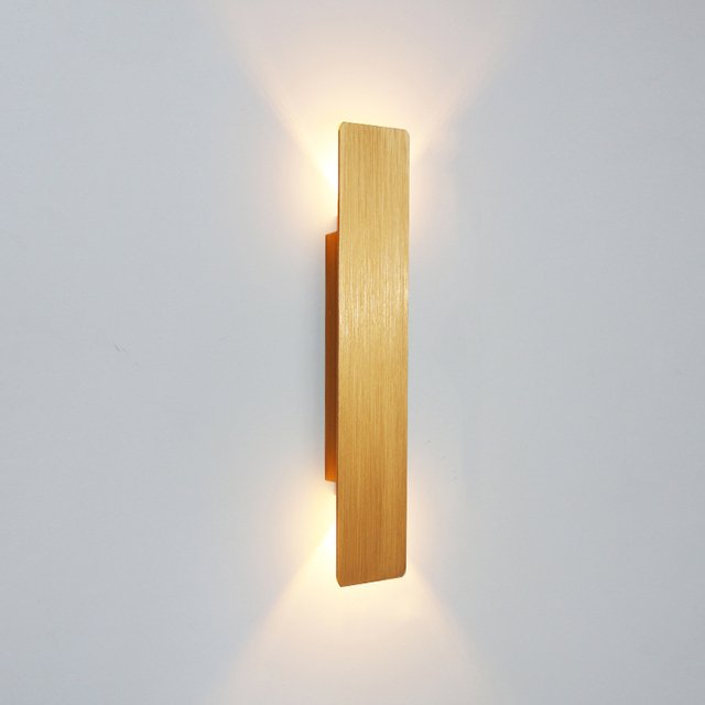 Gold - 2.8" x 16.1" / 7cm x 41cm - 18W / Warm White (2700-3500K)