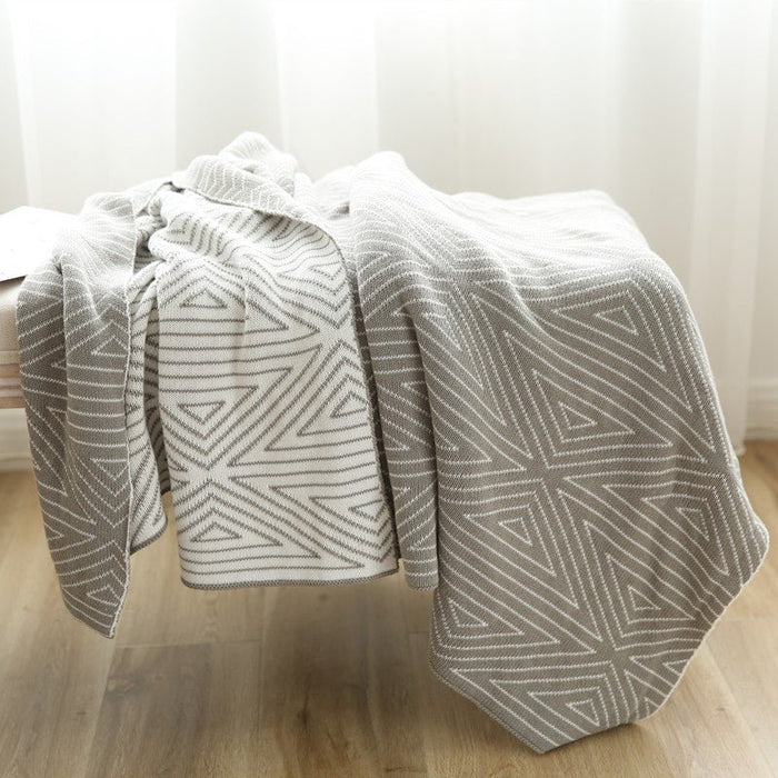 Ayden Brushed Cotton Double-Sided Geometric Blanket - Divine Heart L.A.