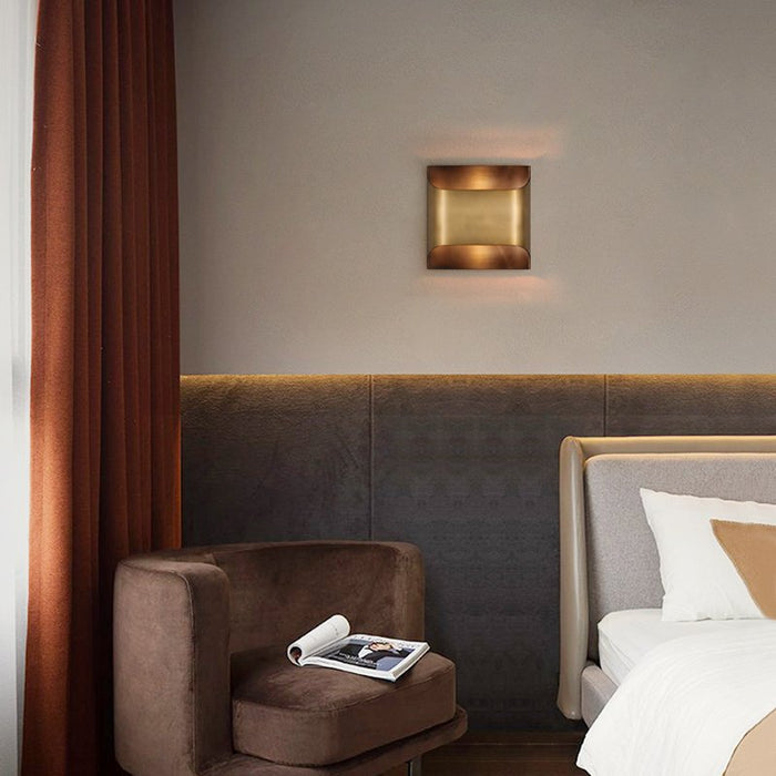 Carla Wall Lamp - Level Decor