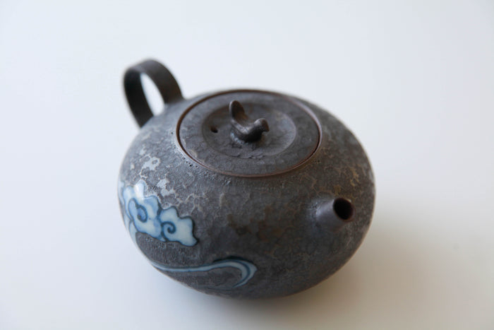 Cloud and Bird Teapot Wide
