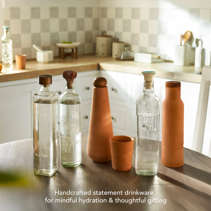 Daisy Glass Water Bottle With Wooden Stopper
