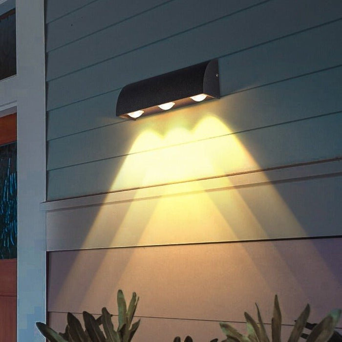 Elias Outdoor Wall Lamp - Level Decor