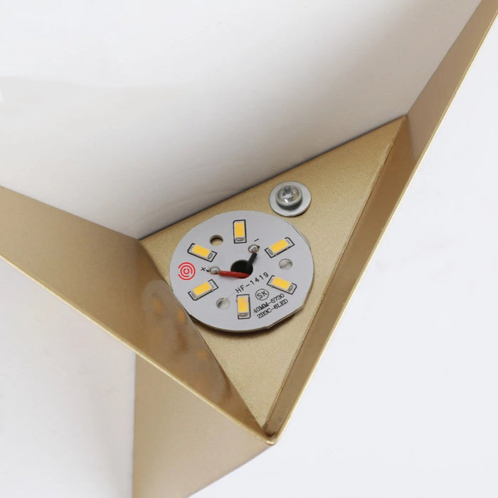 Elio Wall Lamp - Level Decor