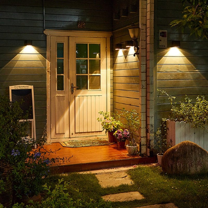 Elise Outdoor Wall Lamp - Level Decor