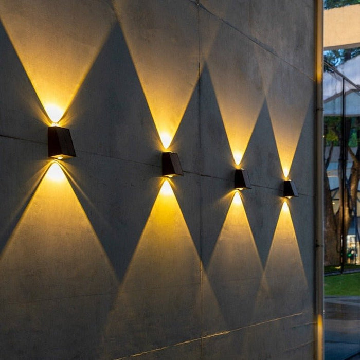 Emmanuelle Outdoor Wall Lamp - Level Decor