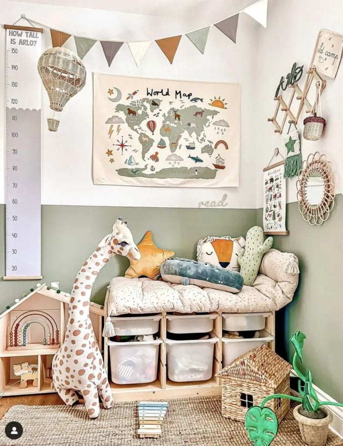 FLISAT Doll’s house/wall shelf