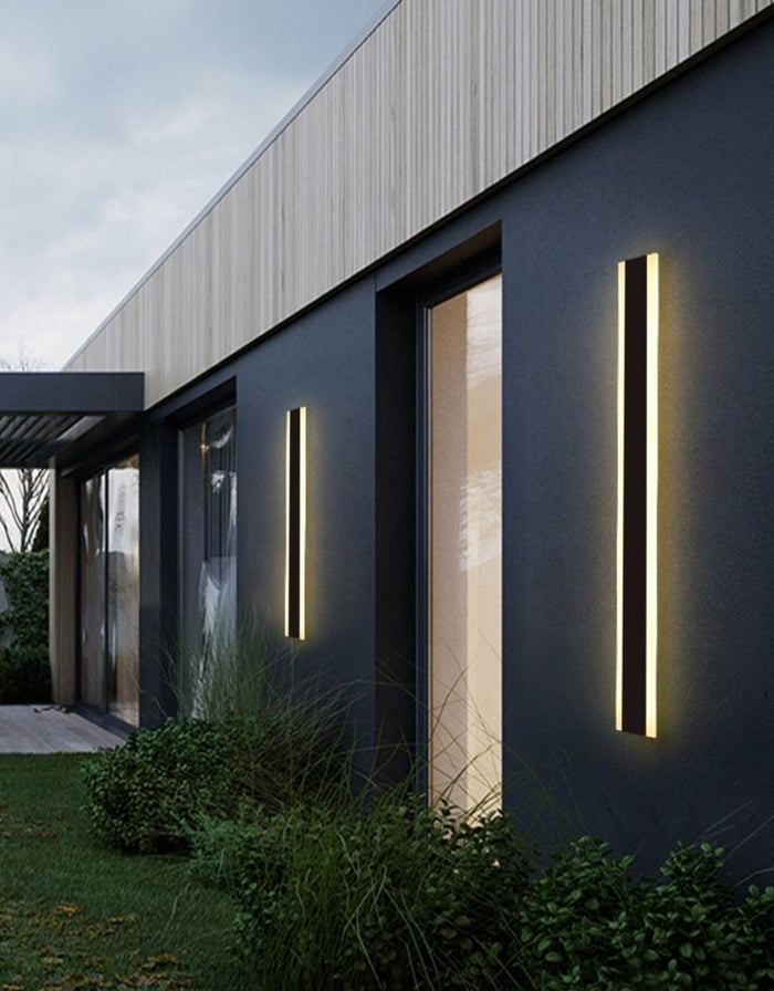Heinrich Outdoor Wall Lamp - Level Decor