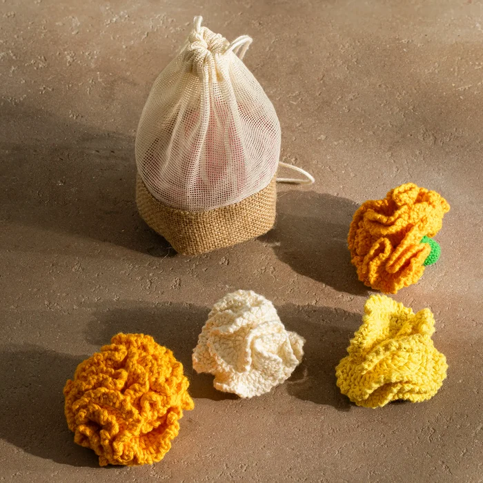 marigold crochet flower  set of 4