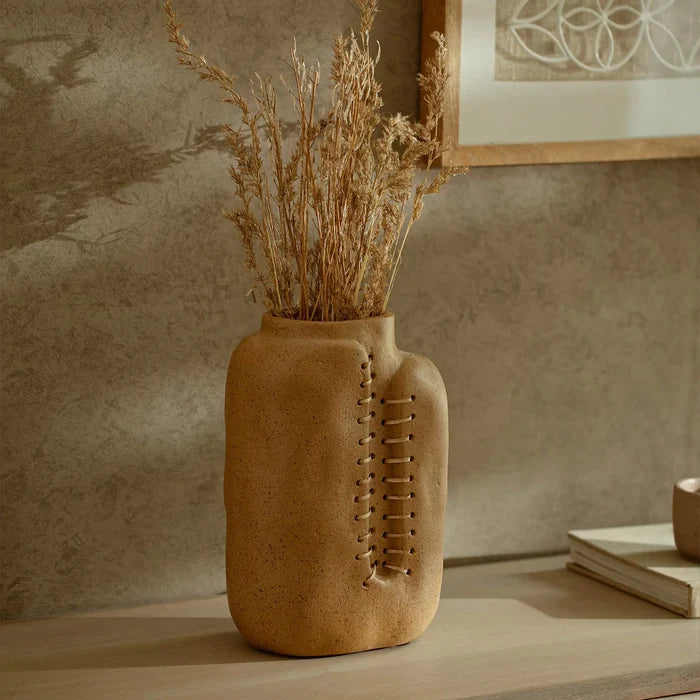 Niraan Ecomix Vase With Cane