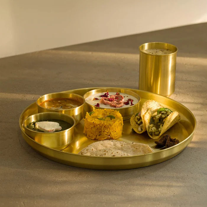 Nuhas Brass Dinner Set With Wooden Box