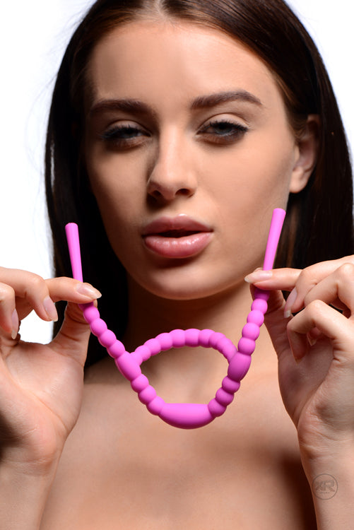 Petal Pusher Silicone Labia Spreader Image 1