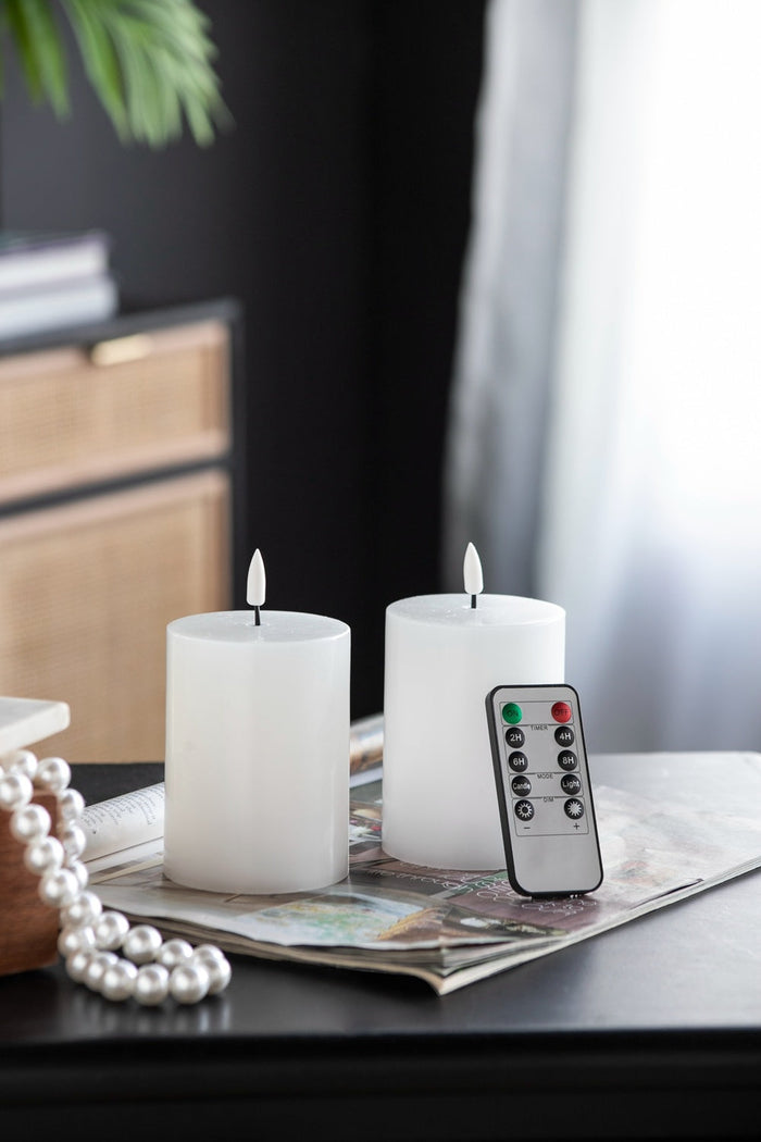 Set of 2 White LED Candles with Wick and Remote Control Timer, 3X4" Doba