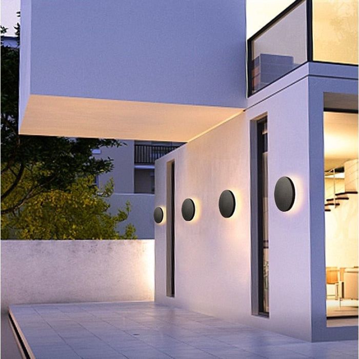 Simon Wall Lamp - Level Decor