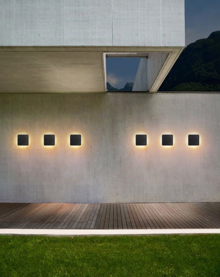 Simon Wall Lamp - Level Decor