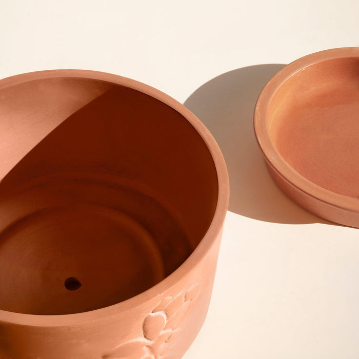 Teravak Embossed Planter (Short)