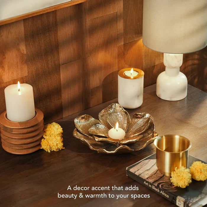 Twin petal candle holder