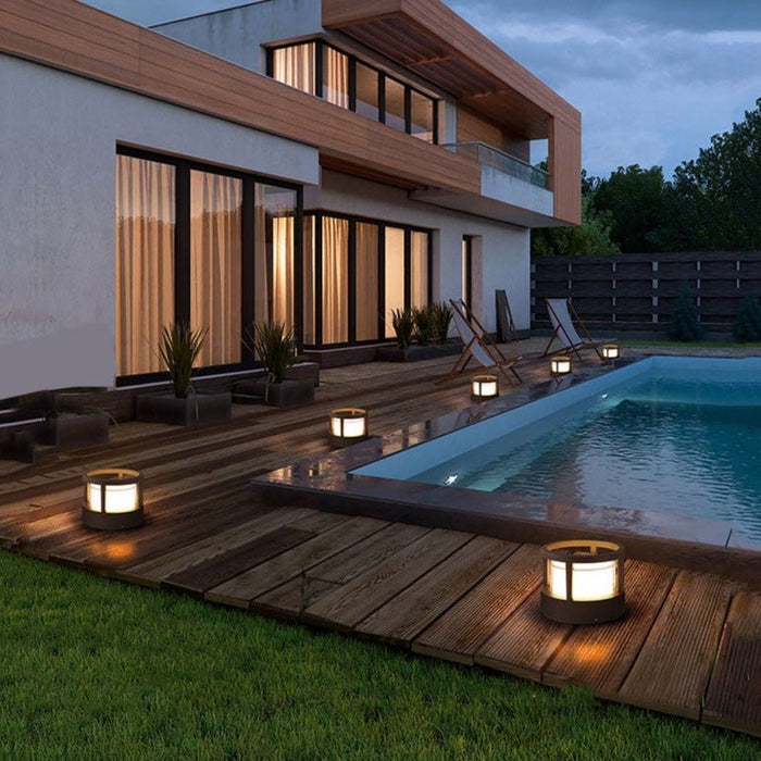 Valentin Outdoor Garden Lamp - Level Decor
