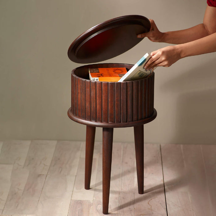 wood peg table