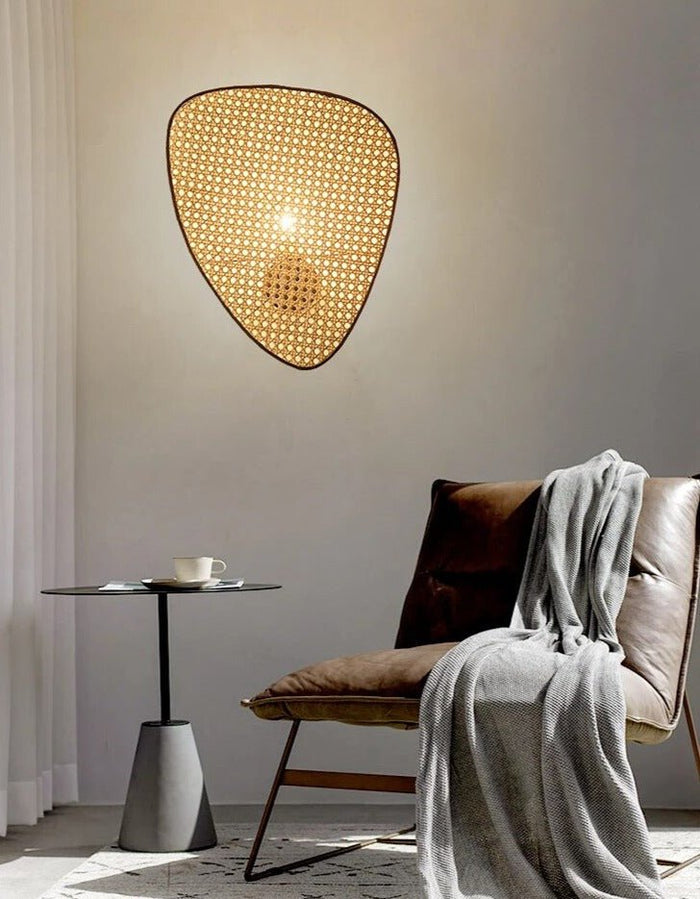 Zahra Wall Lamp - Single Screen - 13" x 9.4" / 33cm x 24cm / Warm White - Level Decor